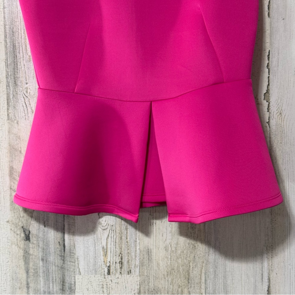 Monteau Hot Pink Peplum Sleeveless Top - Picture 3 of 13